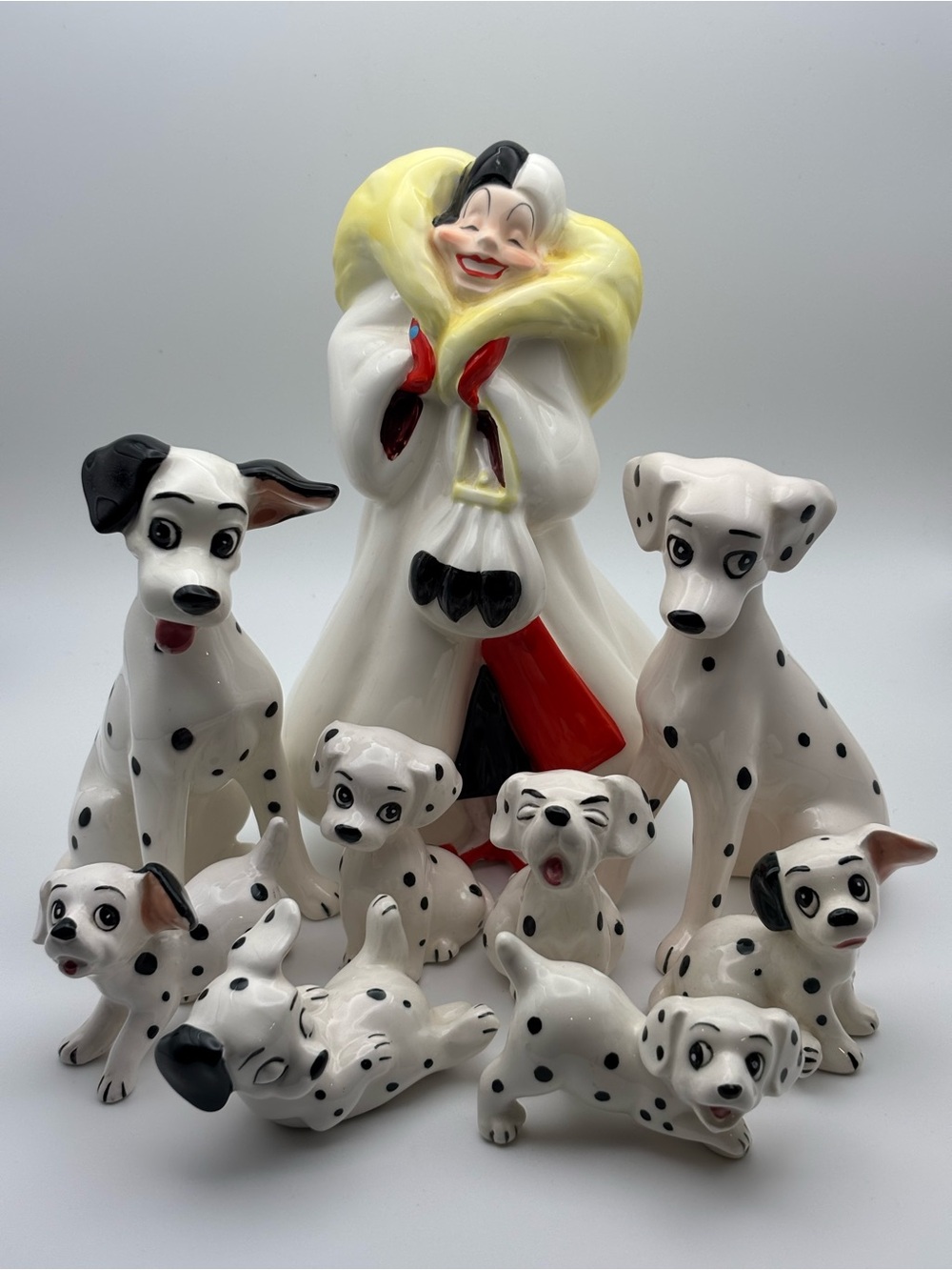 Vintage Disney 101 Dalmatians with Cruella Collectible Ceramic Figurine Set